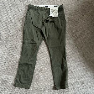 Jcrew flex men’s athletic slim chino pants
